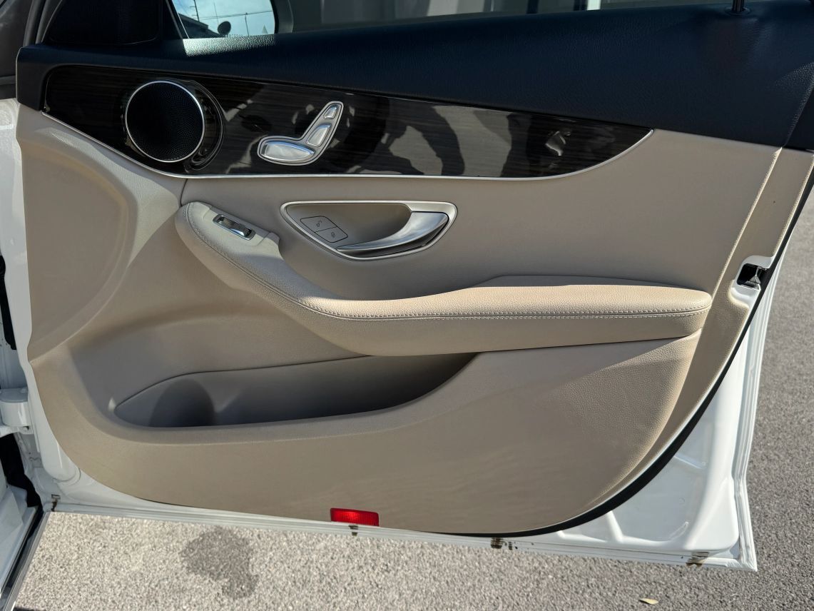 2020 Mercedes-Benz C-Class C 300 Sedan 4D