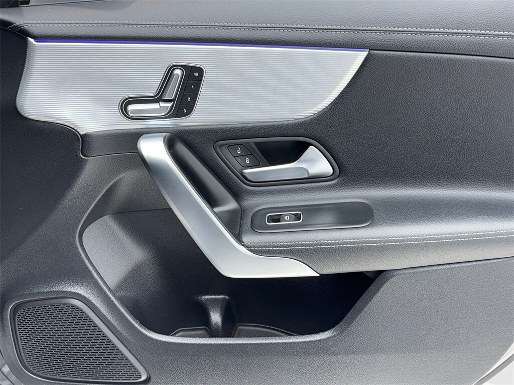 2020 Mercedes-Benz CLA CLA 250 NAV,CAM,PANO,HTD STS,BLIND SPOT,19&quot; WLS Plano TX
