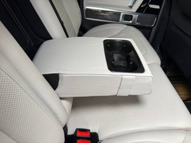 2020 Mercedes-Benz G-Class G 550 Night Package, carbon interior trim, Burmester High-End audio, G manufaktur options AND MORE!! Fort Lauderdale FL