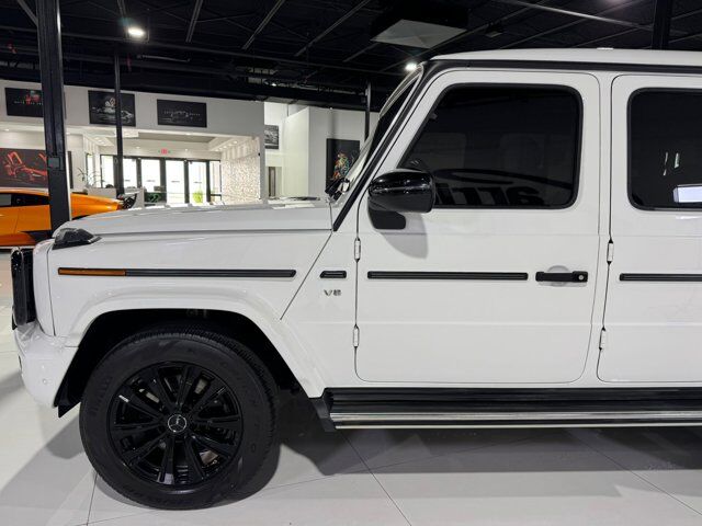 2020 Mercedes-Benz G-Class G 550 Night Package, carbon interior trim, Burmester High-End audio, G manufaktur options AND MORE!! Fort Lauderdale FL