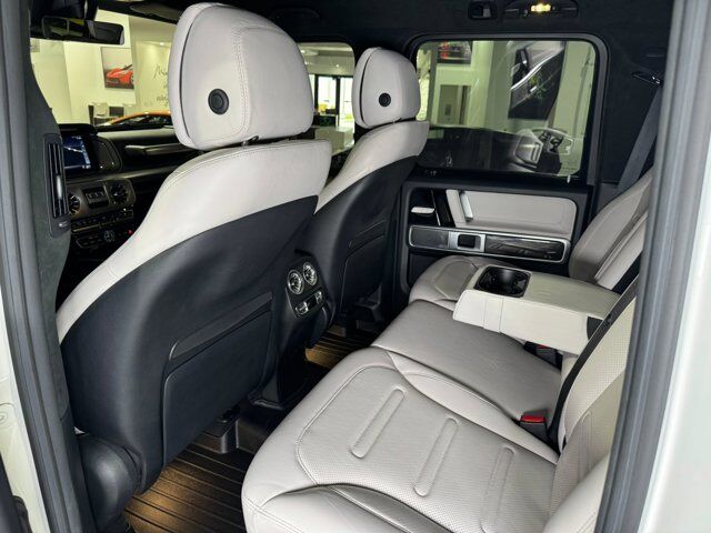 2020 Mercedes-Benz G-Class G 550 Night Package, carbon interior trim, Burmester High-End audio, G manufaktur options AND MORE!! Fort Lauderdale FL