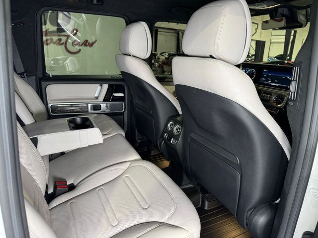 2020 Mercedes-Benz G-Class G 550 Night Package, carbon interior trim, Burmester High-End audio, G manufaktur options AND MORE!! Fort Lauderdale FL