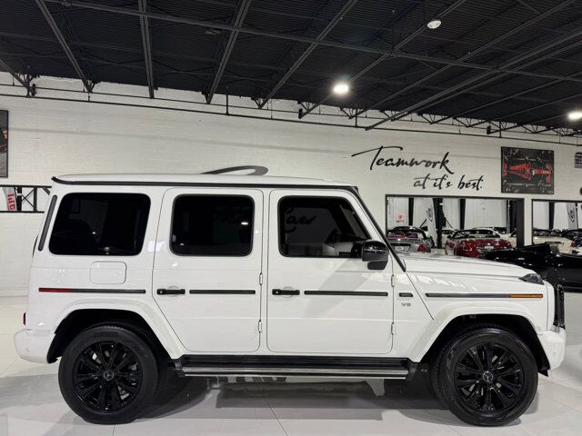 2020 Mercedes-Benz G-Class G 550 Night Package, carbon interior trim, Burmester High-End audio, G manufaktur options AND MORE!! Fort Lauderdale FL