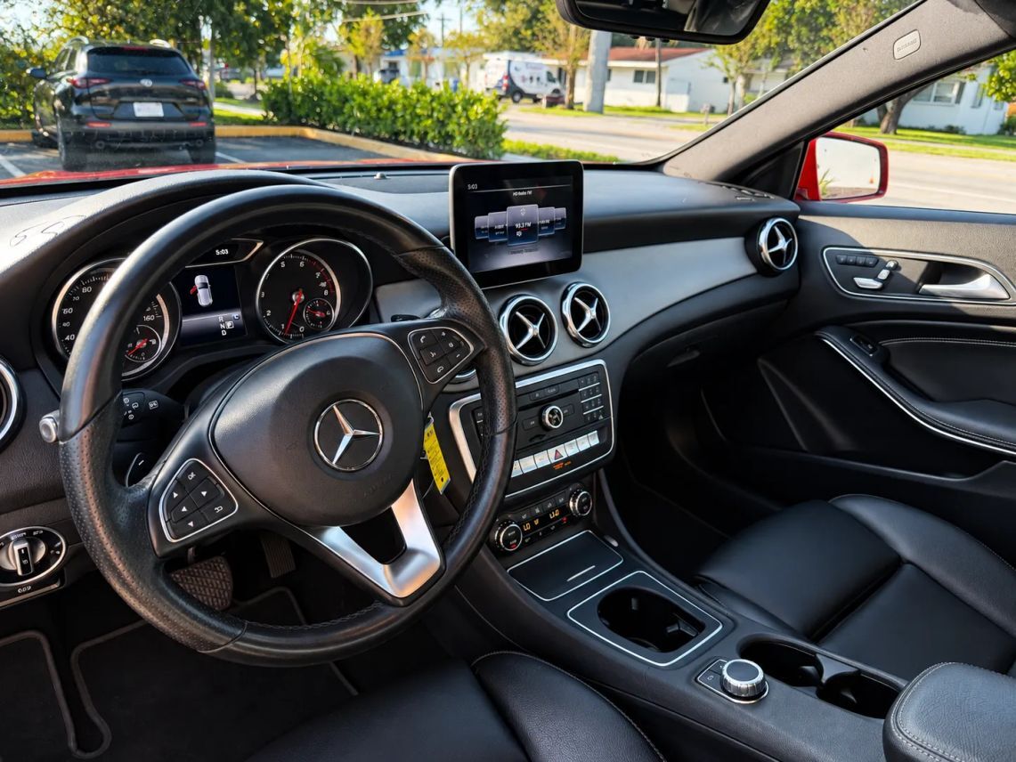 2020 Mercedes-Benz GLA GLA 250 Sport Utility 4D Hollywood FL