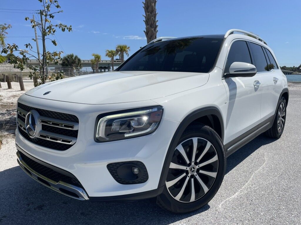 2020 Mercedes-Benz GLB GLB~CLEAN CARFAX~LEATHER SEATS~PANORAMIC SUNROOF~ONLINE FINANCE AND SHIPPING AVAILABLE!!!!! Sarasota FL