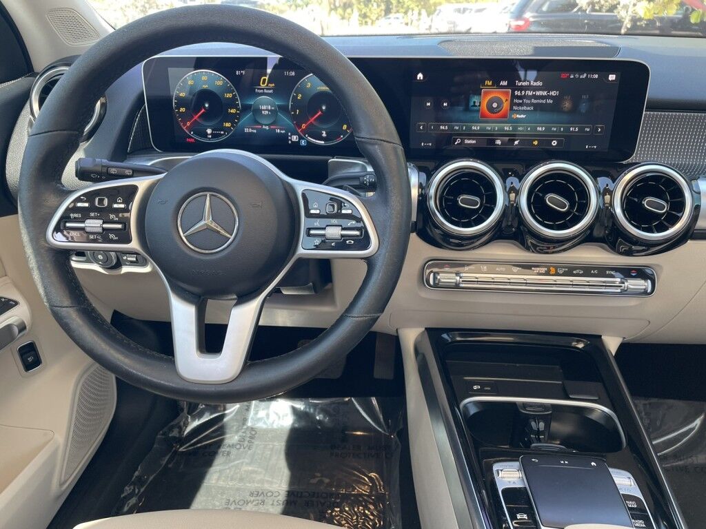2020 Mercedes-Benz GLB GLB~CLEAN CARFAX~LEATHER SEATS~PANORAMIC SUNROOF~ONLINE FINANCE AND SHIPPING AVAILABLE!!!!! Sarasota FL