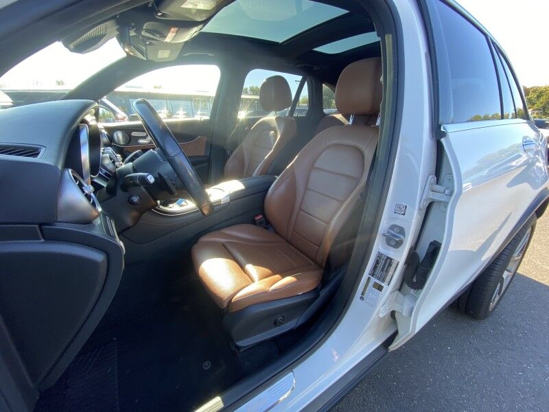 2020 Mercedes-Benz GLC GLC 300 Bristol  PA