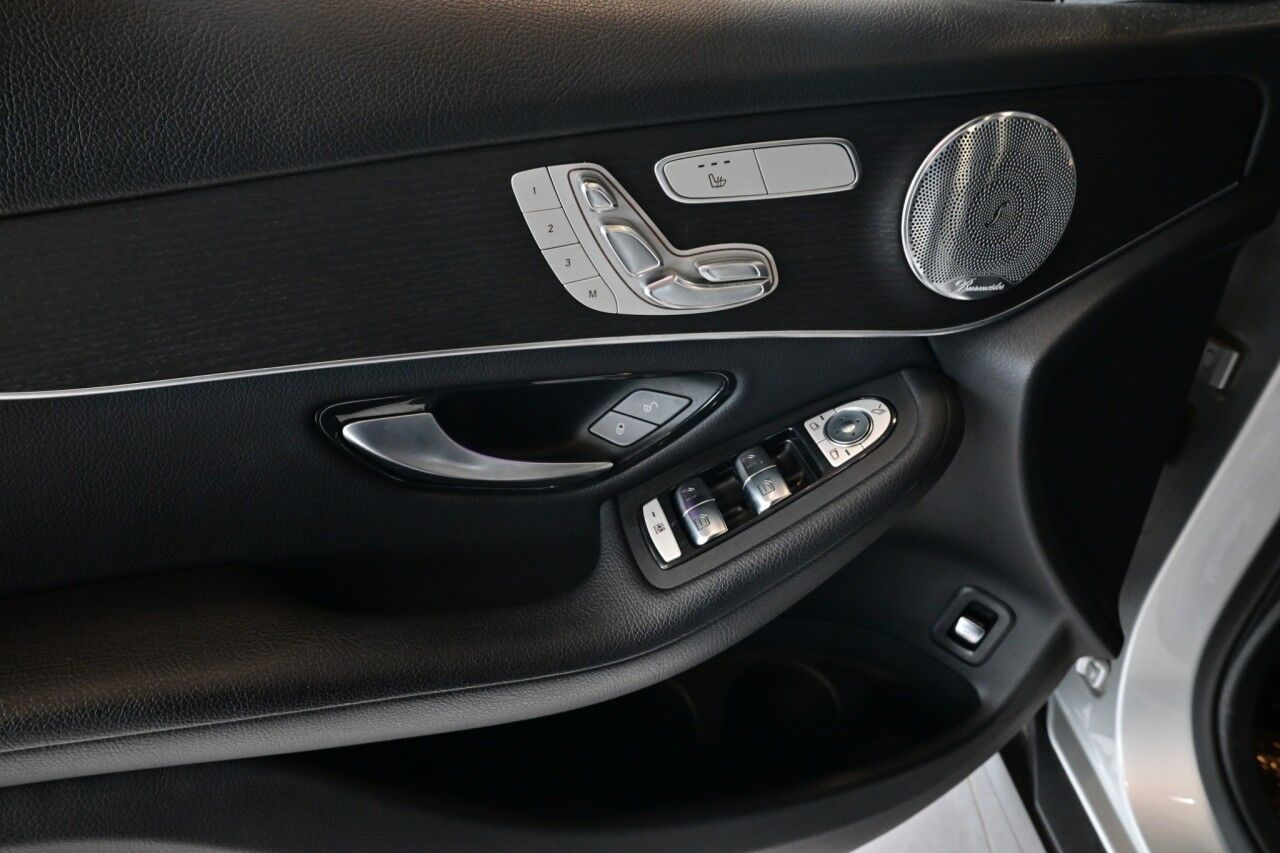 2020 Mercedes-Benz GLC GLC 300, Multimedia Pkg, Pano Roof, Wireless Charging Springfield NJ