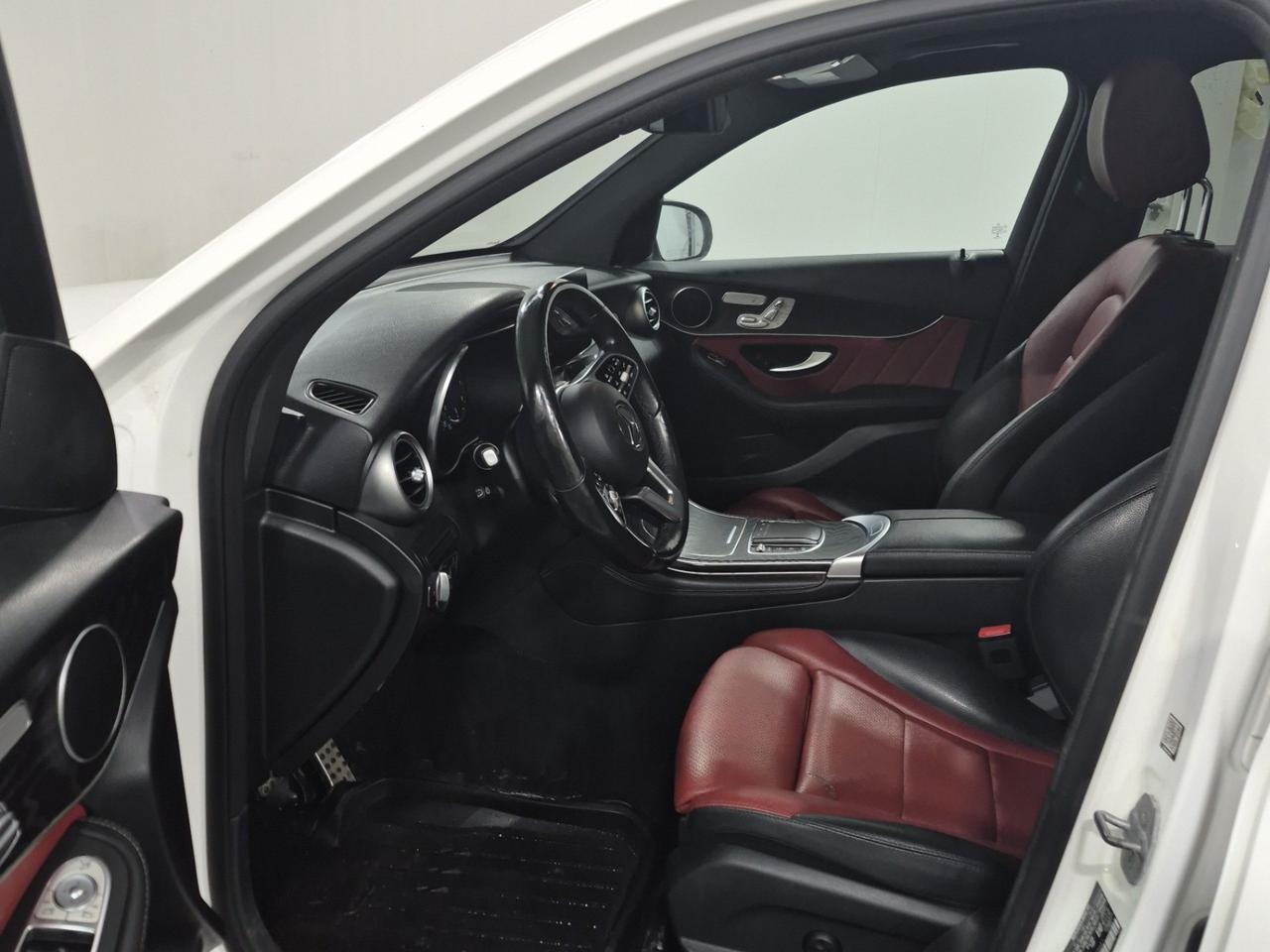 2020 Mercedes-Benz GLC GLC 300 PANOROOF REDLTHR B.CAM MMRYSEAT NOACCIDENT Toronto ON