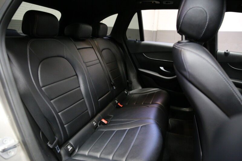 2020 Mercedes-Benz GLC GLC 300 Plainview NY