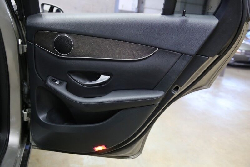 2020 Mercedes-Benz GLC GLC 300 Plainview NY