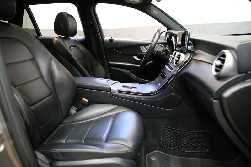 2020 Mercedes-Benz GLC GLC 300 Plainview NY