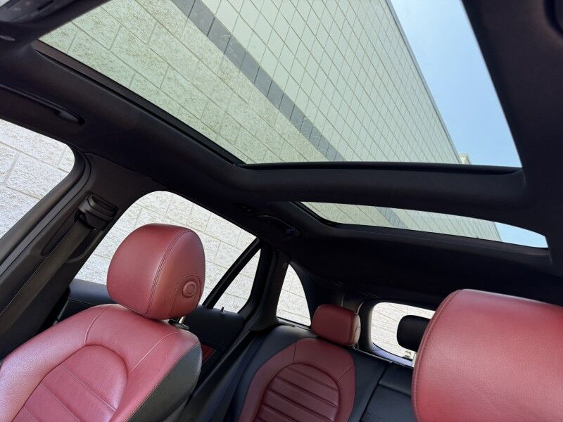 2020 Mercedes-Benz GLC43 AMG Willow Grove PA