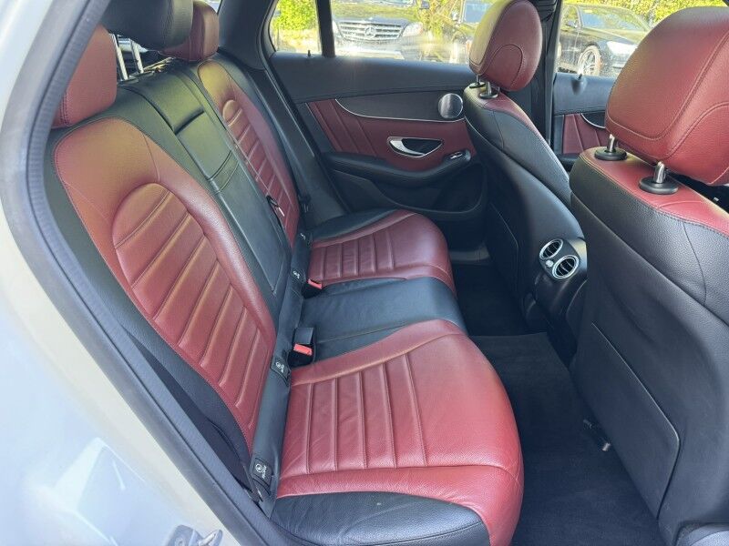 2020 Mercedes-Benz GLC43 AMG Willow Grove PA