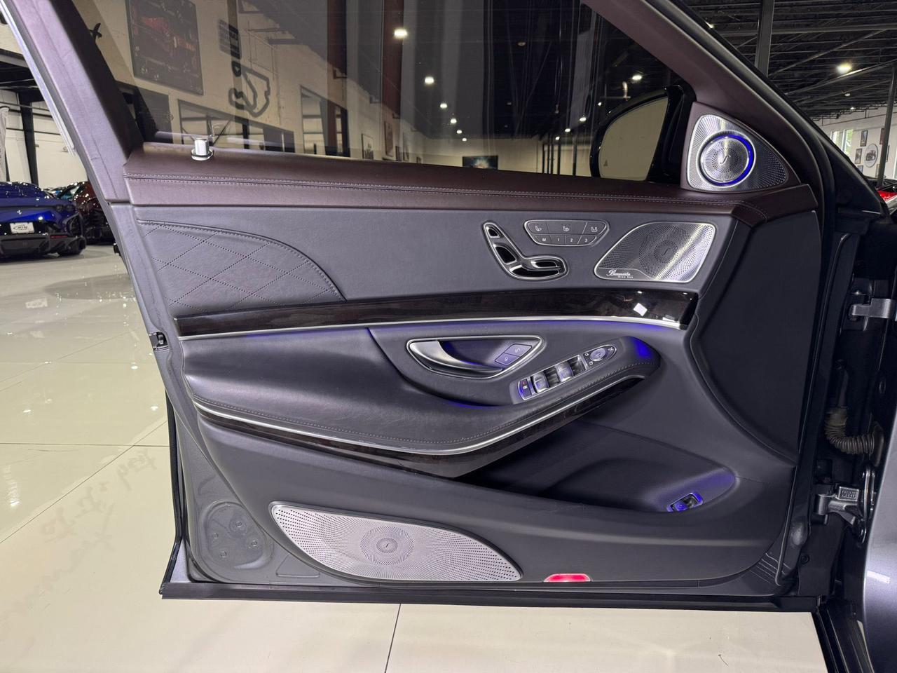 2020 Mercedes-Benz S-Class Maybach S 560 factory two-tone, four passenger, nappa leather, high-end 3D audio AND MUCH MORE!! Fort Lauderdale FL