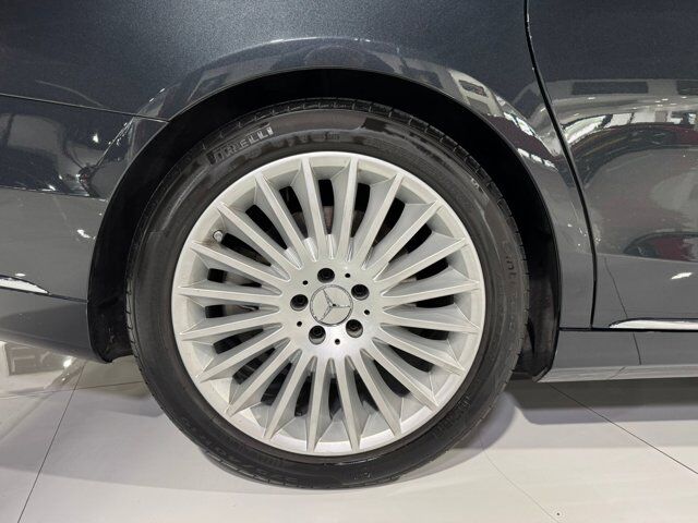 2020 Mercedes-Benz S-Class Maybach S 560 factory two-tone, four passenger, nappa leather, high-end 3D audio AND MUCH MORE!! Fort Lauderdale FL