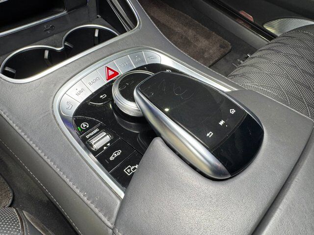 2020 Mercedes-Benz S-Class Maybach S 560 factory two-tone, four passenger, nappa leather, high-end 3D audio AND MUCH MORE!! Fort Lauderdale FL