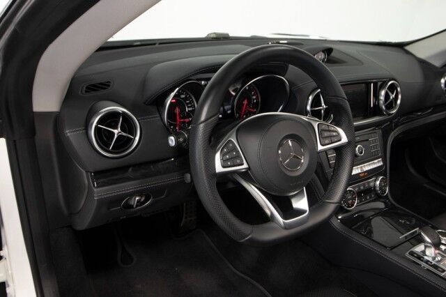 2020 Mercedes-Benz SL 450 Convertible *ONLY 9900 MILES* *PANORAMA ROOF* San Diego CA