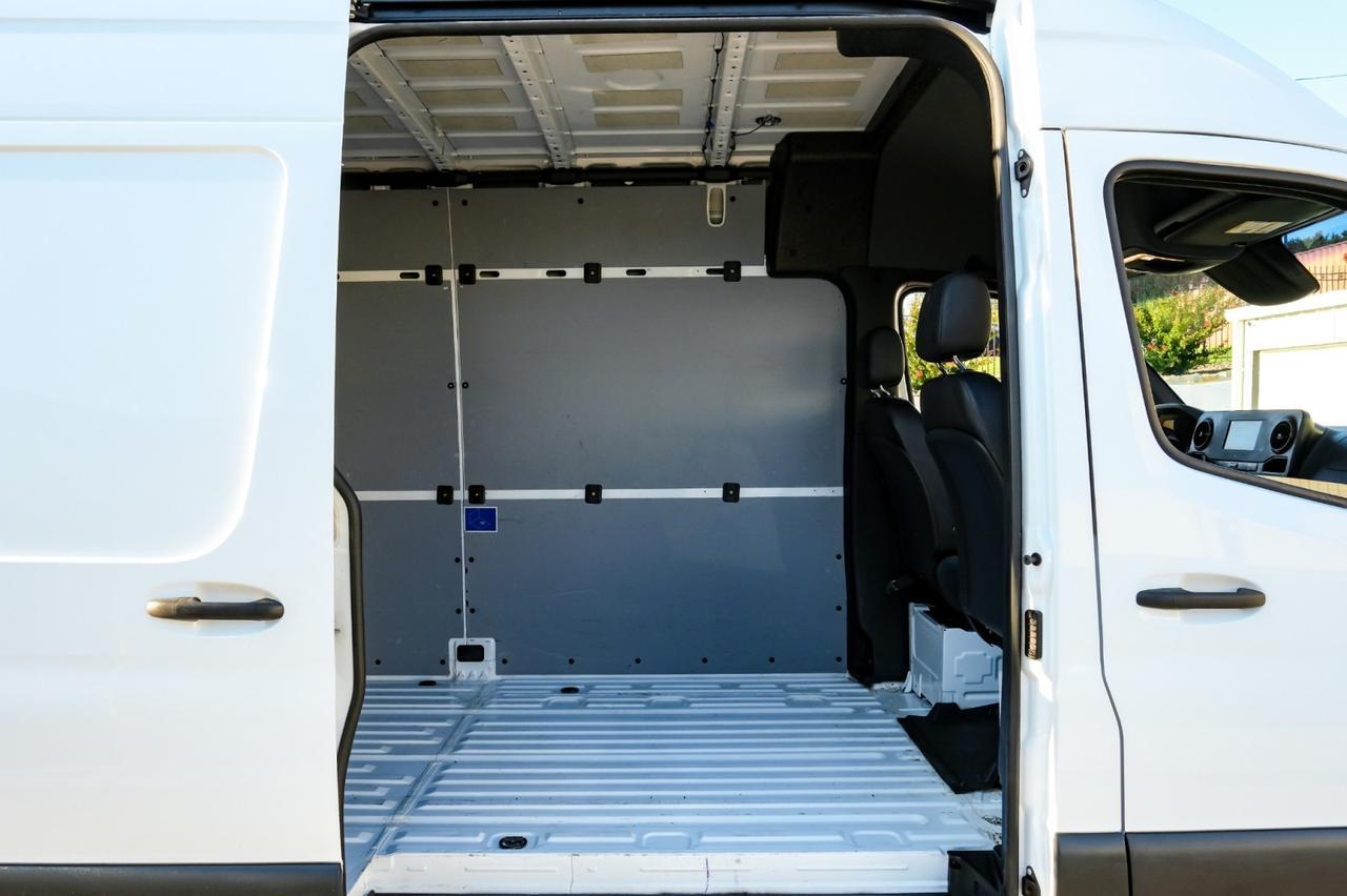 2020 Mercedes-Benz Sprinter 2500 CARGO VAN 4WD HIGH ROOF DIESEL NAVIGATION LEATHER SEATS 360 Carrollton TX