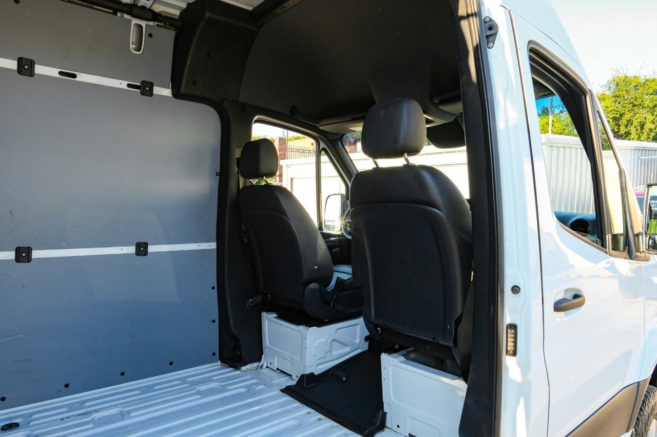 2020 Mercedes-Benz Sprinter 2500 CARGO VAN 4WD HIGH ROOF DIESEL NAVIGATION LEATHER SEATS 360 Carrollton TX