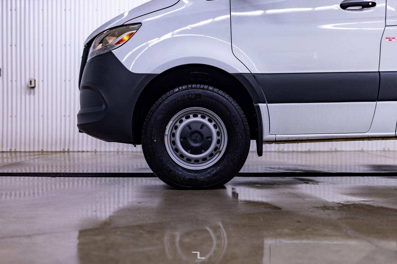 2020 Mercedes-Benz Sprinter 2500 Cargo Van Diesel BCam Red Deer AB
