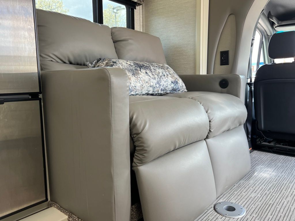 2020 Mercedes-Benz Sprinter 3500 Cab Chassis 144 WB Indianapolis IN