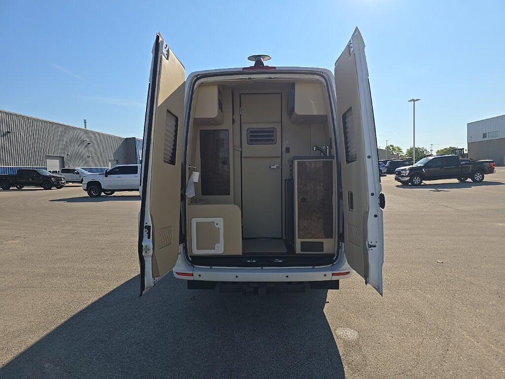 2020 Mercedes-Benz Sprinter 3500 Midwest Automotive Designs 4WD Fond du Lac WI