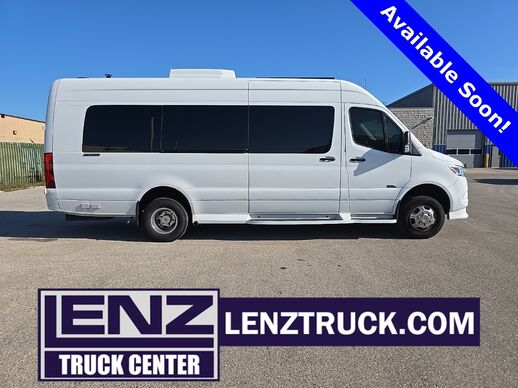 2020_Mercedes-Benz_Sprinter 3500_Midwest Automotive Designs 4WD_ Fond du Lac WI