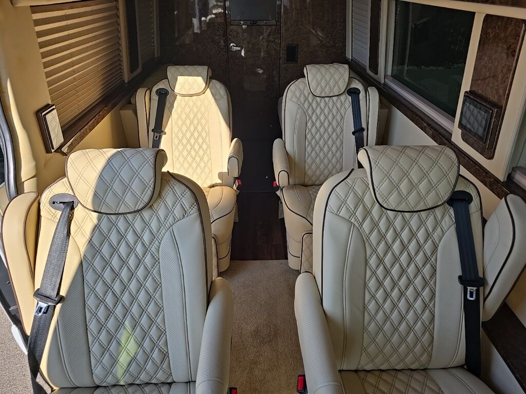 2020 Mercedes-Benz Sprinter 3500 Midwest Automotive Designs 4WD Fond du Lac WI