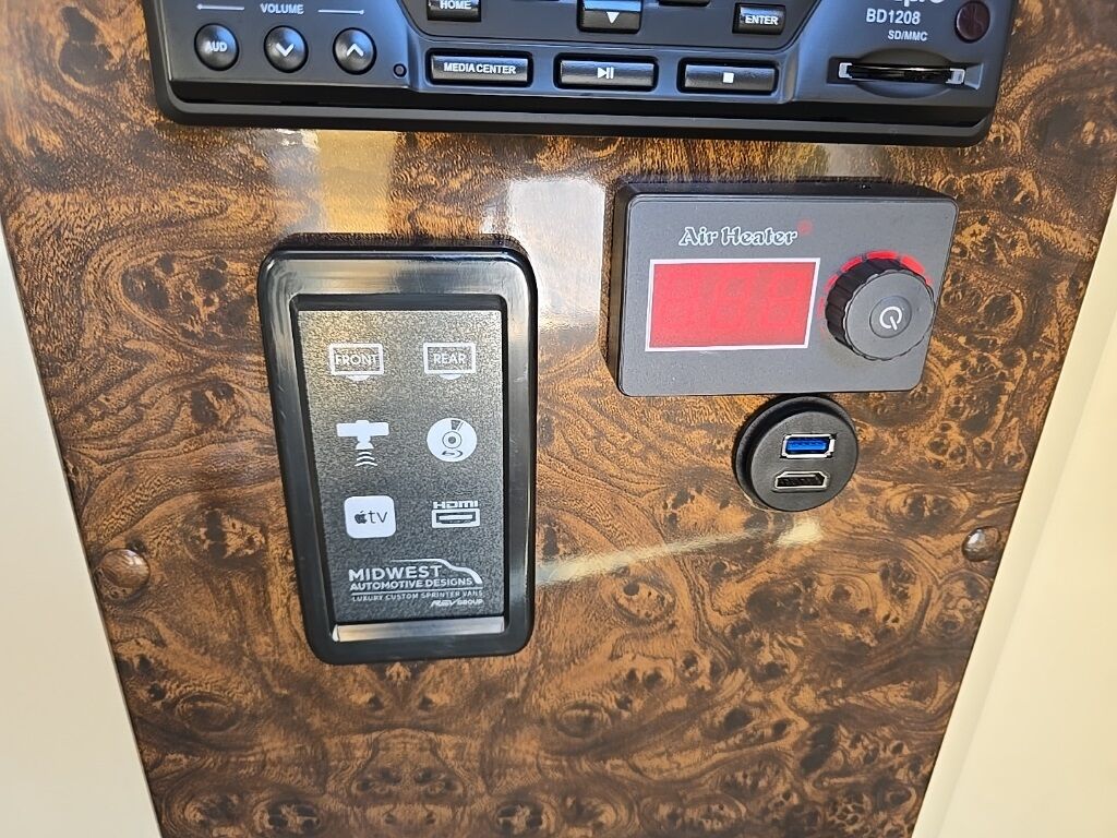 2020 Mercedes-Benz Sprinter 3500 Midwest Automotive Designs 4WD Fond du Lac WI