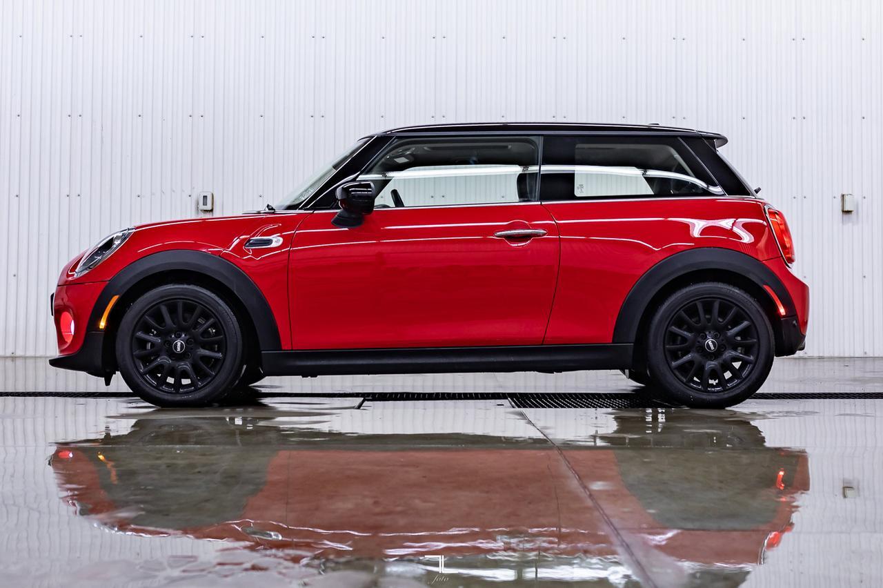 2020 Mini Cooper 3 Door Hatchback Sport Leather Roof BCam Red Deer AB