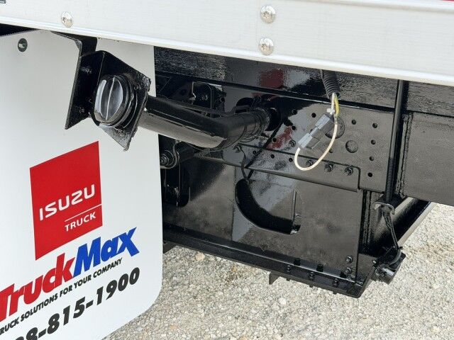 2020 Mitsubishi Fuso FE160 Gas 20' Dry Box Truck with 2,500lb Lift Gate Naples FL