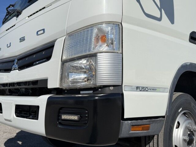 2020 Mitsubishi Fuso FE160GAS Crew Cab 15' BABCO steel flatbed Truck with 3,300lb. Lift Gate Miami FL