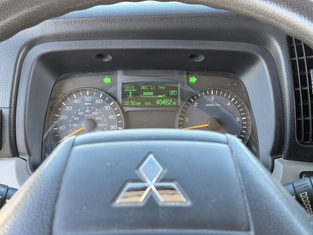 2020 Mitsubishi Fuso FE160GAS Crew Cab 15' BABCO steel flatbed Truck with 3,300lb. Lift Gate Miami FL