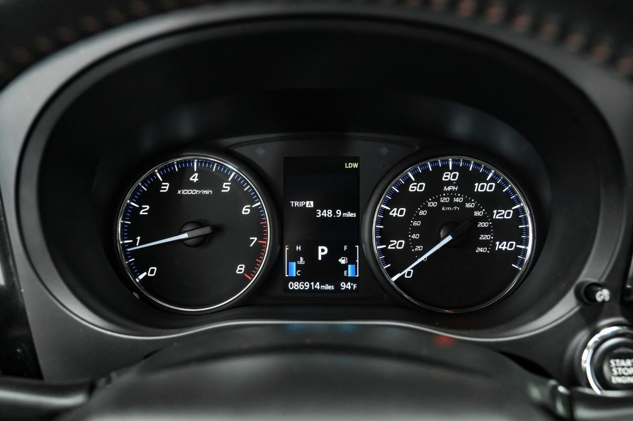 2020 Mitsubishi Outlander BLIND SPOT ASSIST LANE CHANGE ASSIST FORWARD COLLISION ALERT HEA Carrollton TX