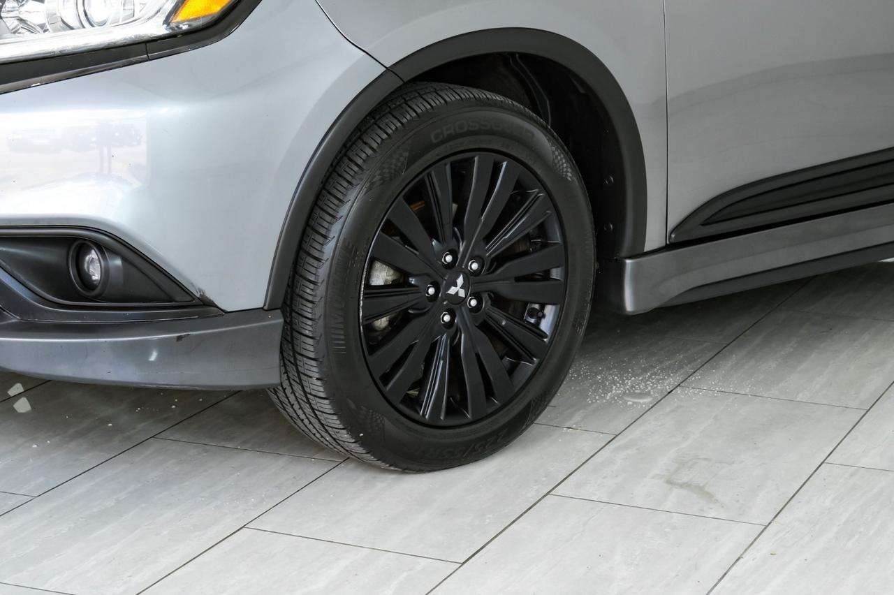 2020 Mitsubishi Outlander BLIND SPOT ASSIST LANE CHANGE ASSIST FORWARD COLLISION ALERT HEA Carrollton TX