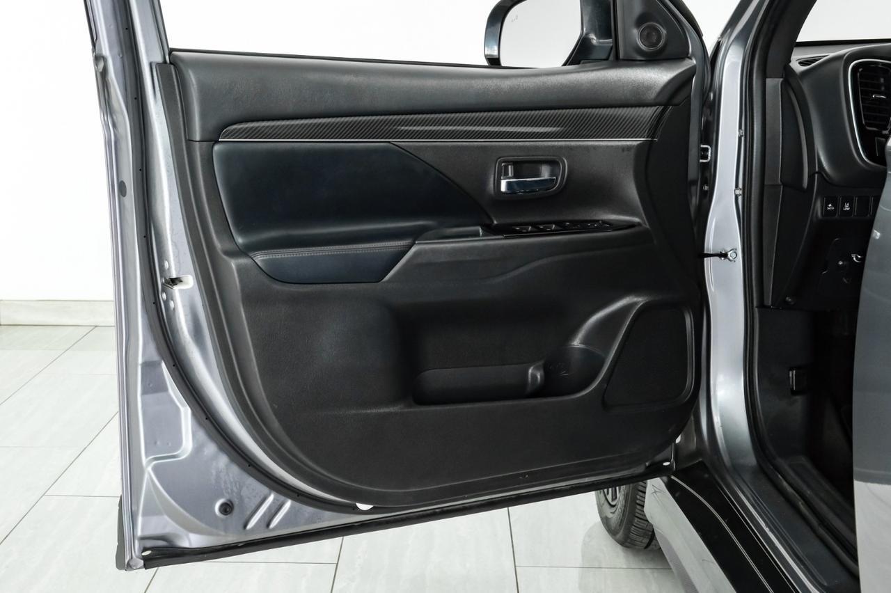 2020 Mitsubishi Outlander BLIND SPOT ASSIST LANE CHANGE ASSIST FORWARD COLLISION ALERT HEA Carrollton TX