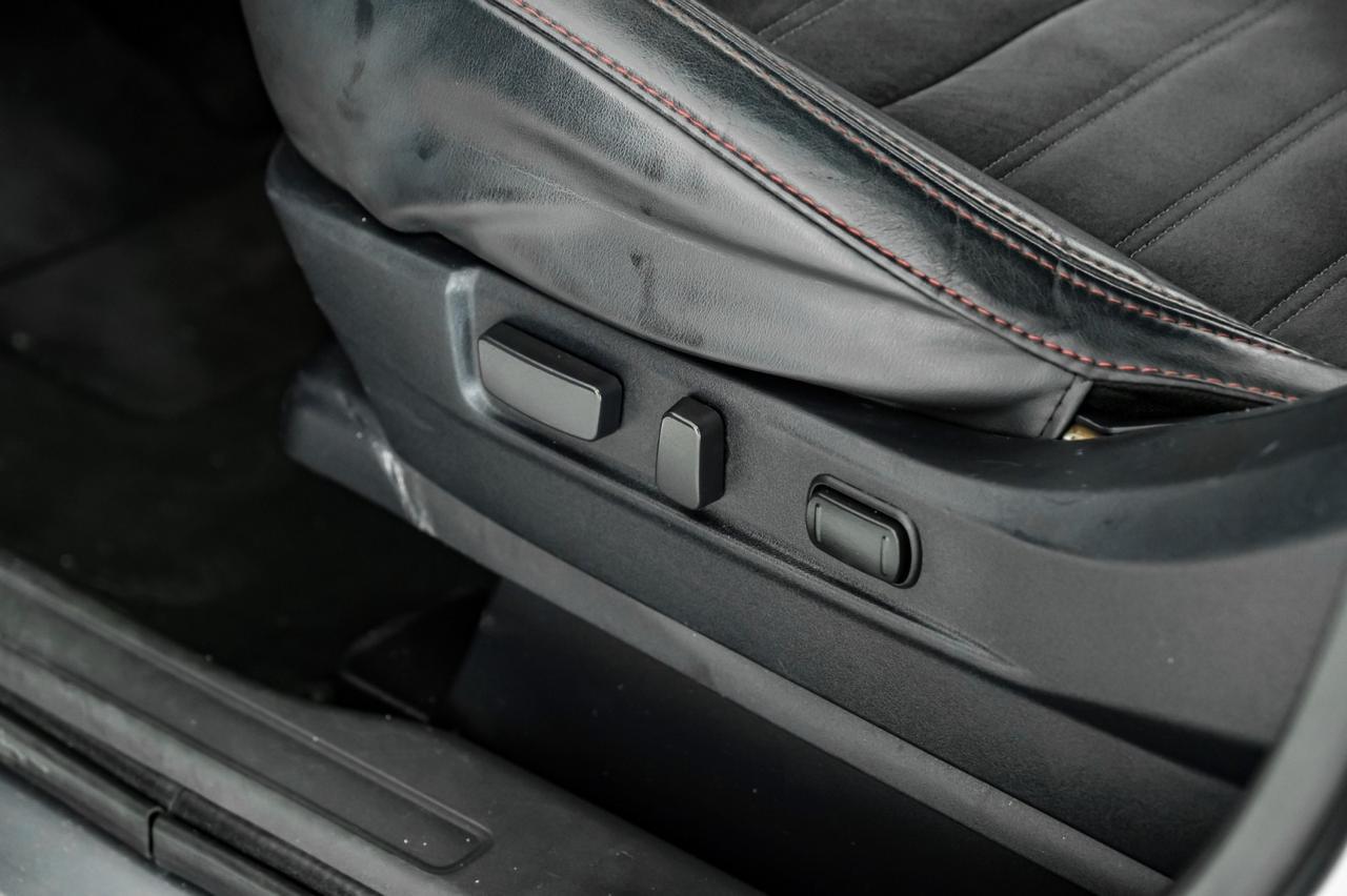 2020 Mitsubishi Outlander BLIND SPOT ASSIST LANE CHANGE ASSIST FORWARD COLLISION ALERT HEA Carrollton TX