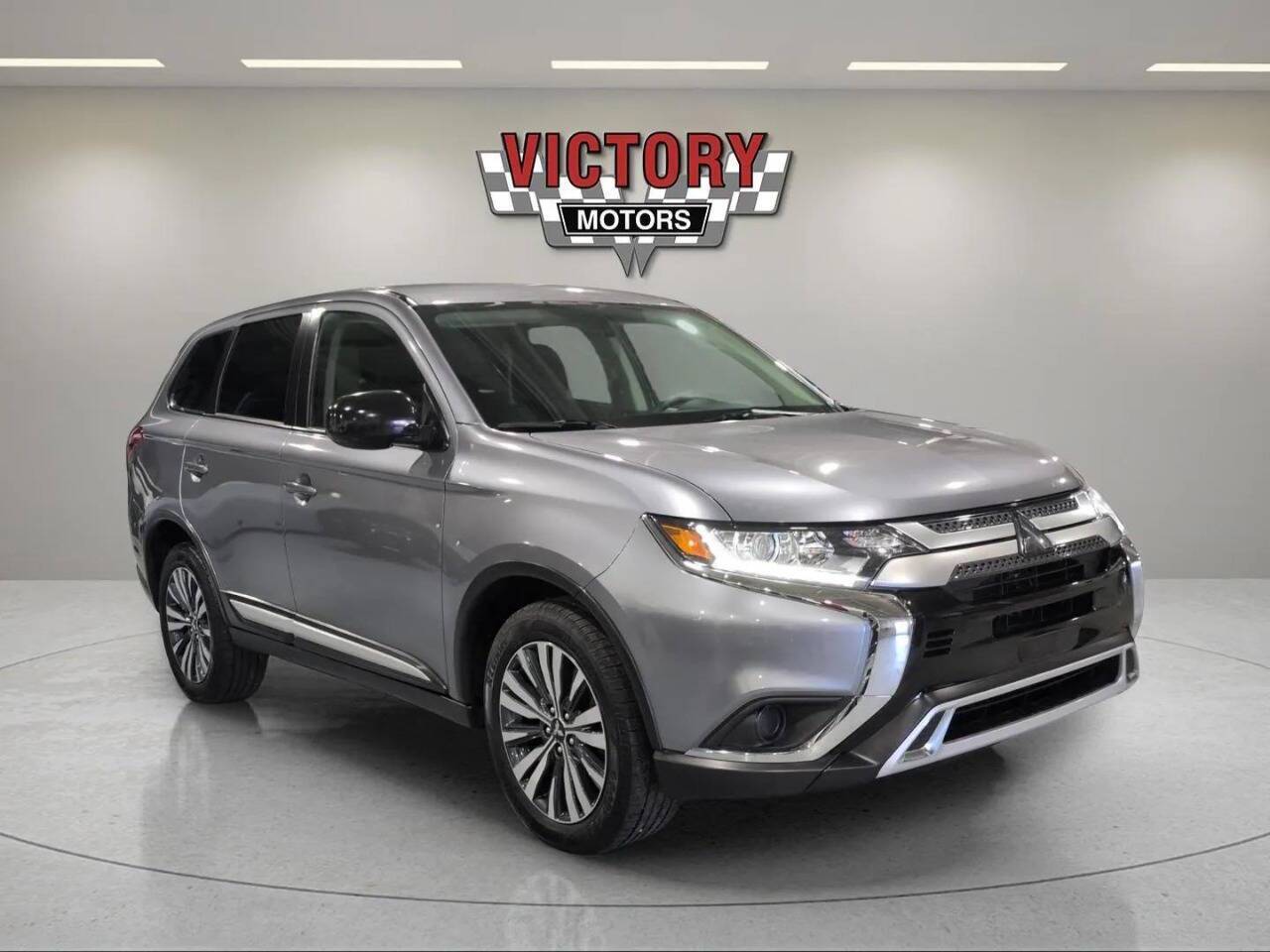 2020 Mitsubishi Outlander ES AWD 4dr SUV Lake Orion MI