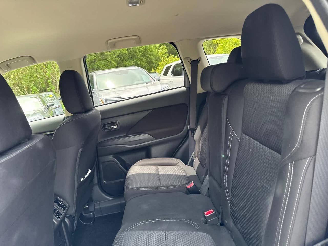 2020 Mitsubishi Outlander ES Dartmouth MA