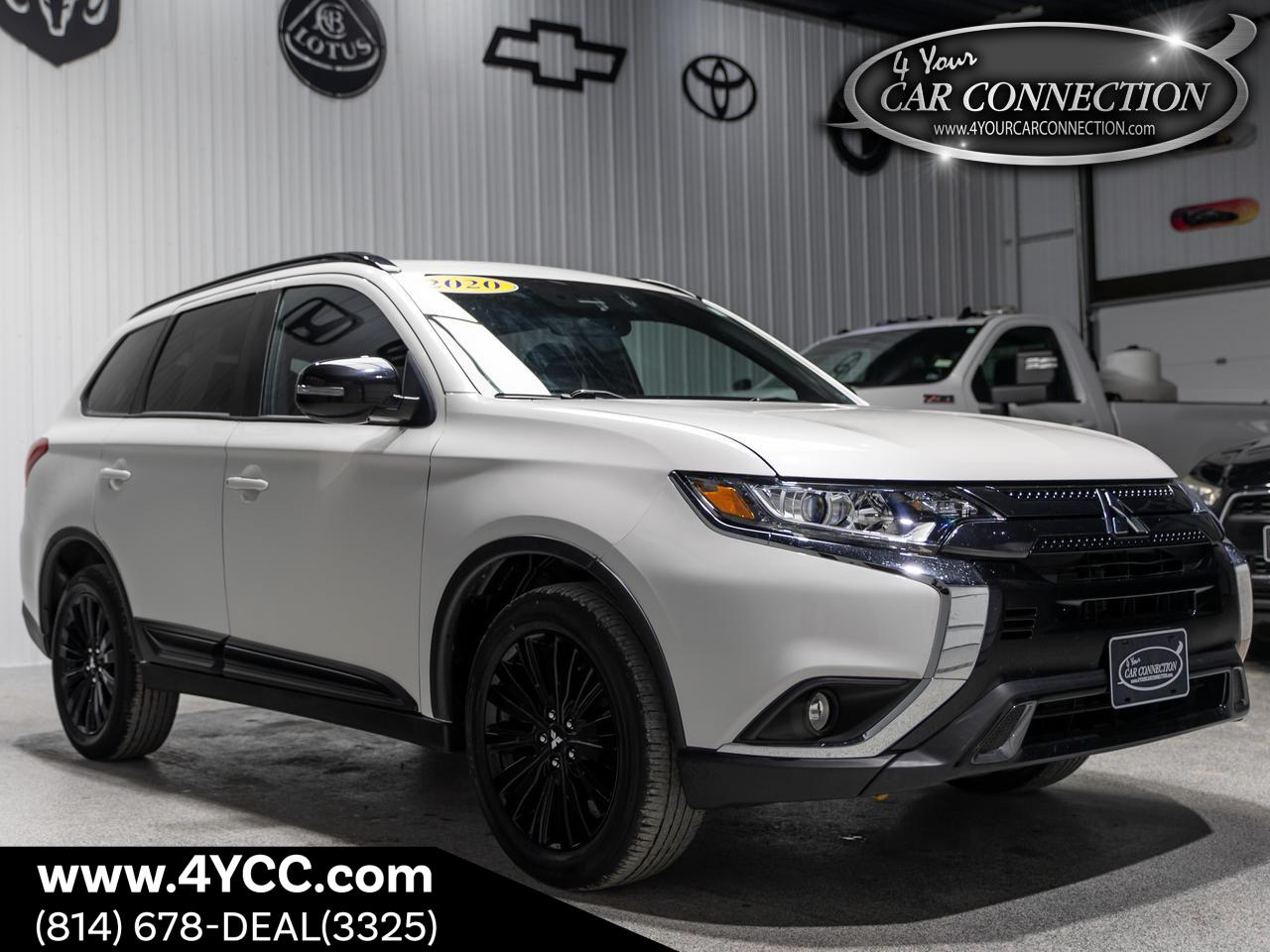 2020 Mitsubishi Outlander LE AWD 7-Passenger