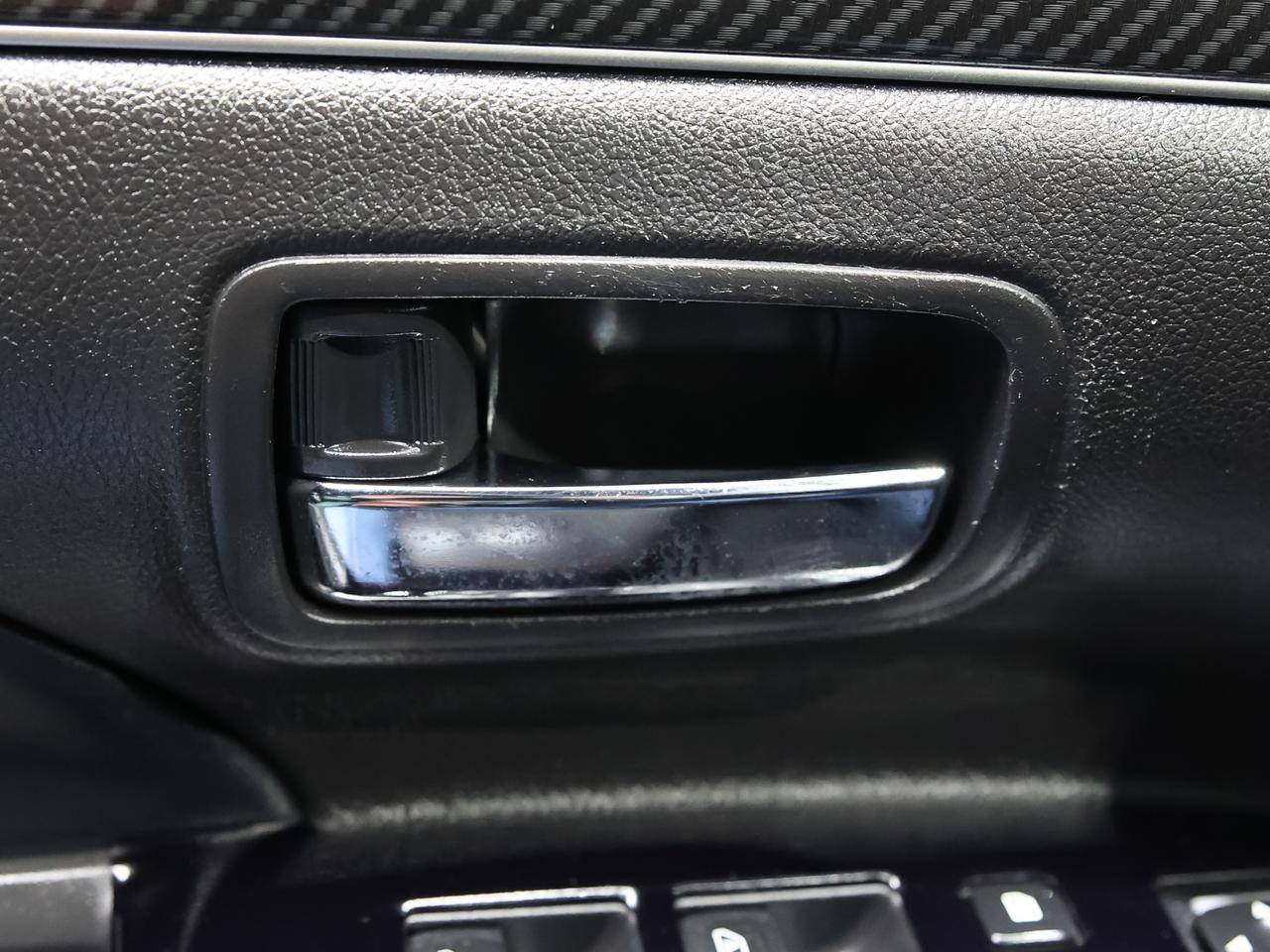 2020 Mitsubishi Outlander LE AWD 7-Passenger Cranberry PA