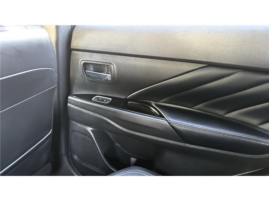 2020 Mitsubishi Outlander PHEV SEL Sport Utility 4D Folsom CA
