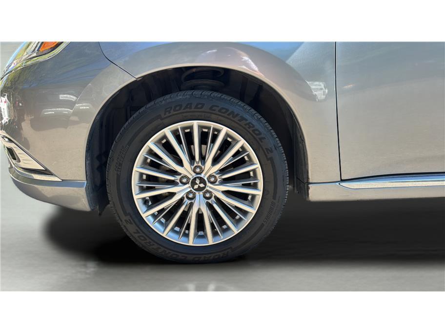 2020 Mitsubishi Outlander PHEV SEL Sport Utility 4D Folsom CA