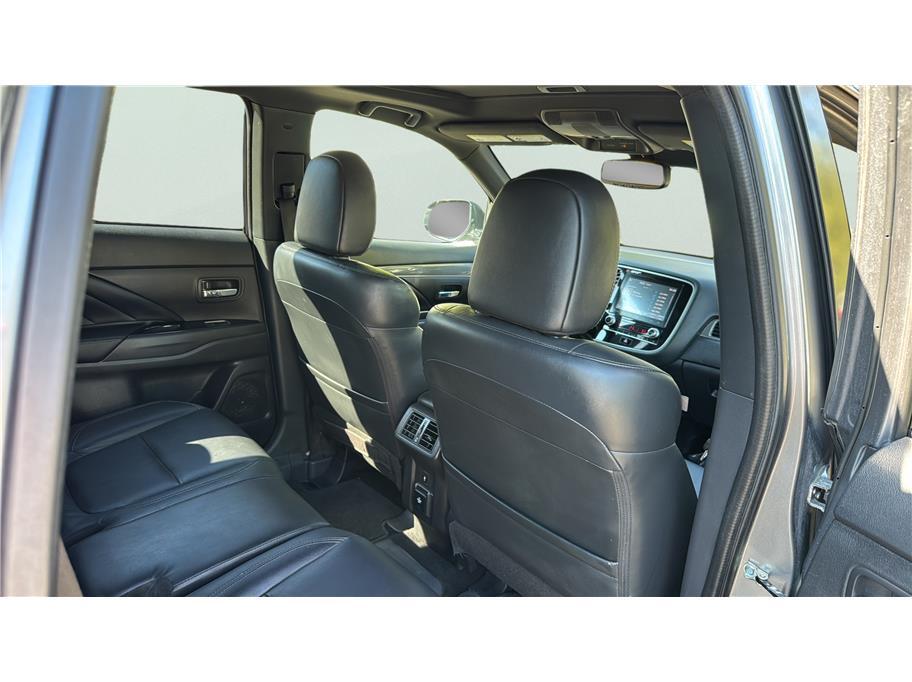 2020 Mitsubishi Outlander PHEV SEL Sport Utility 4D Folsom CA