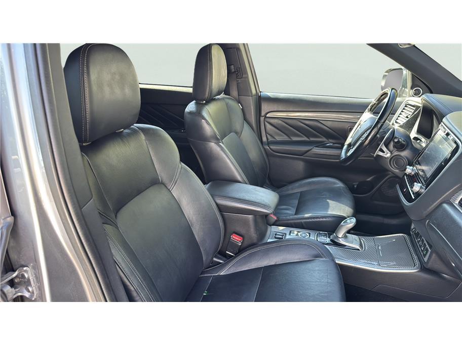 2020 Mitsubishi Outlander PHEV SEL Sport Utility 4D Folsom CA