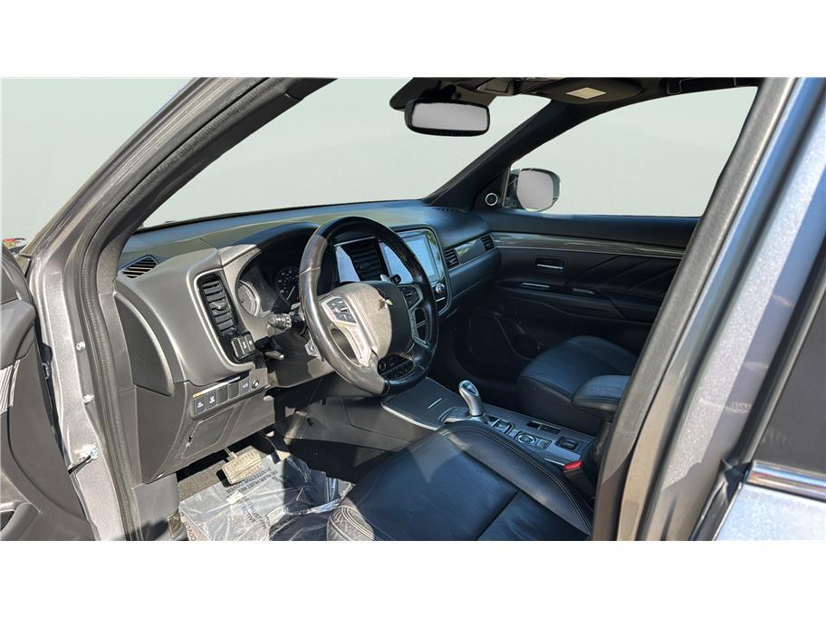 2020 Mitsubishi Outlander PHEV SEL Sport Utility 4D Folsom CA