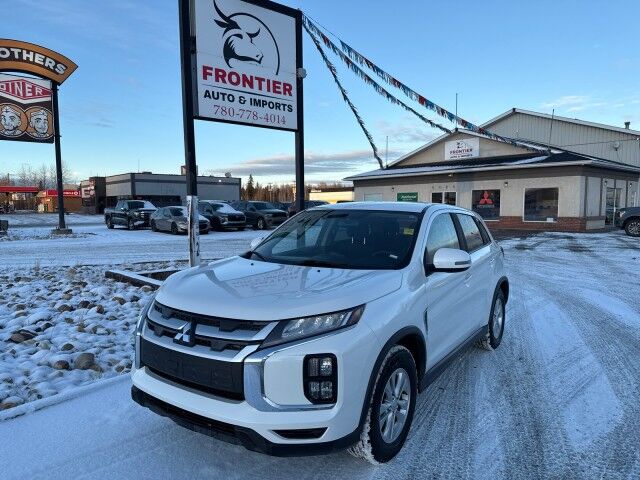 2020 Mitsubishi RVR SE