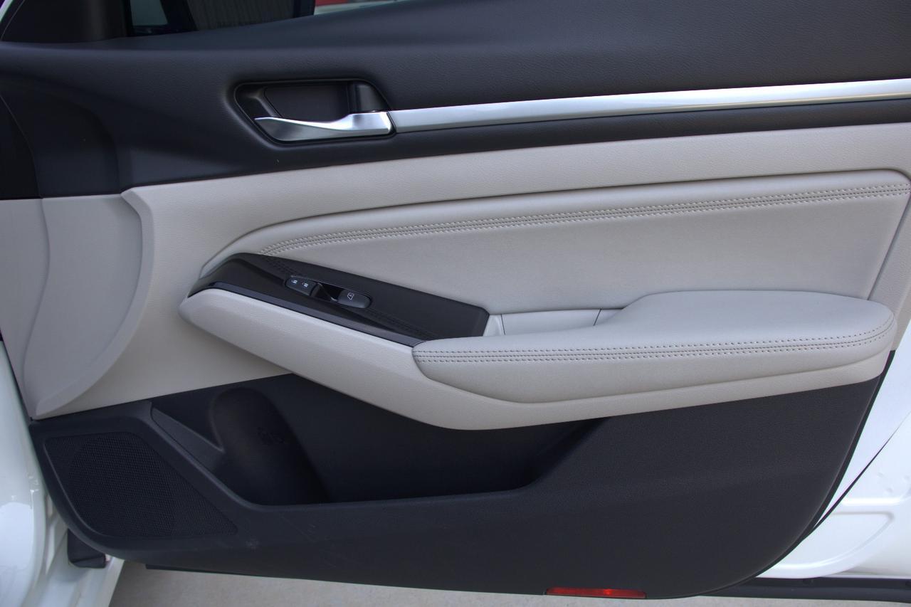 2020 NISSAN ALTIMA PLATINUM Houston TX