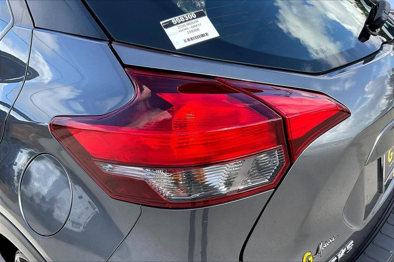 2020 NISSAN KICKS SR Houston TX